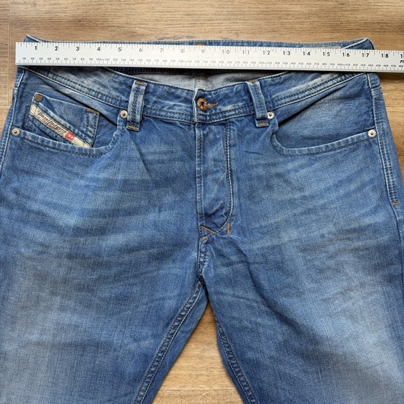 Diesel Jeans Men 34x28 Blue Larkee Tapered Leg Denim Medium Wash 0814Z (Hemmed) - Picture 10 of 14